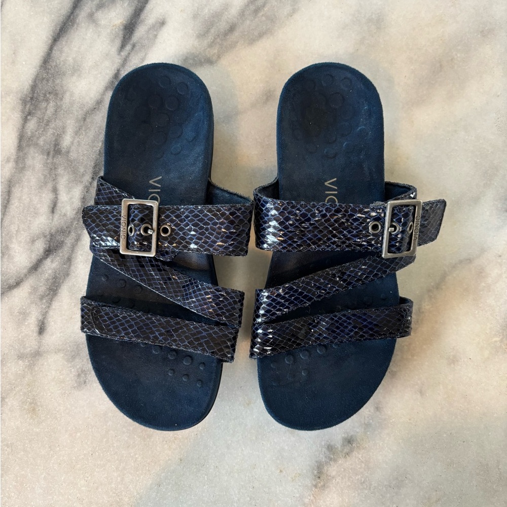 Vionic Snakeskin Skylar Slide Sandals in Navy Sz 7
